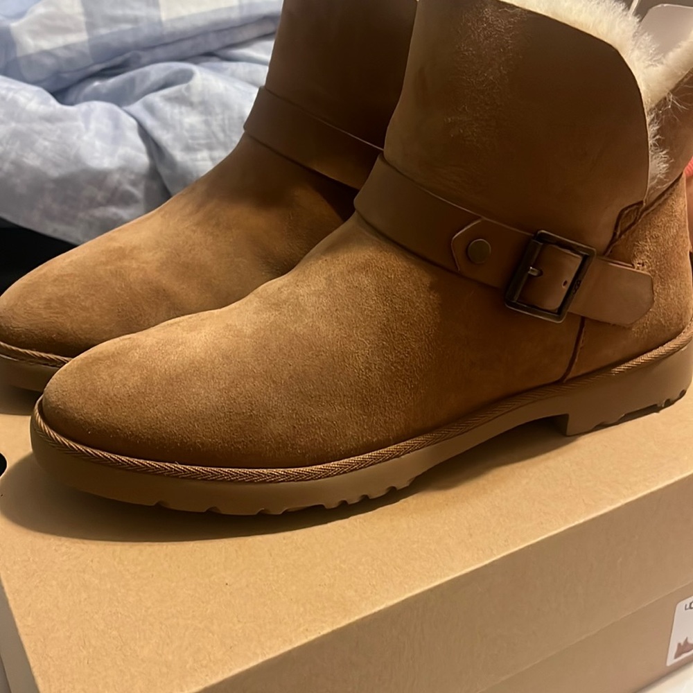 Ugg boots Romely short buckle